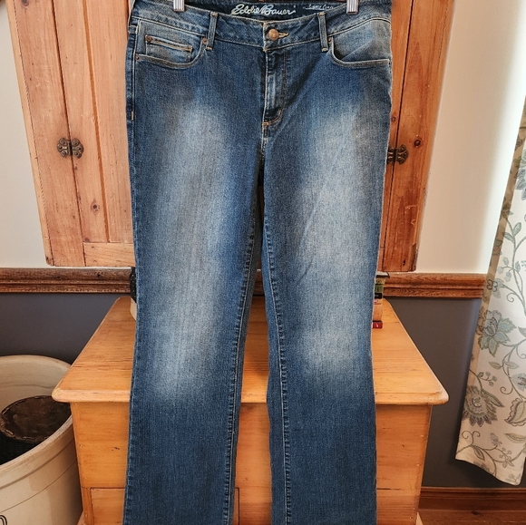 Eddie Bauer boot cut jeans - Picture 2 of 4